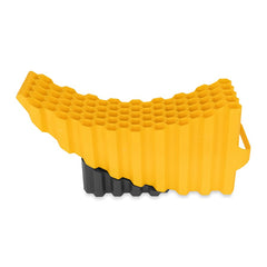 CURVED TRAILER AID WITH CHOCK AND