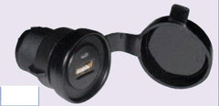 BLACK USB CHRGR KIT W/CVR