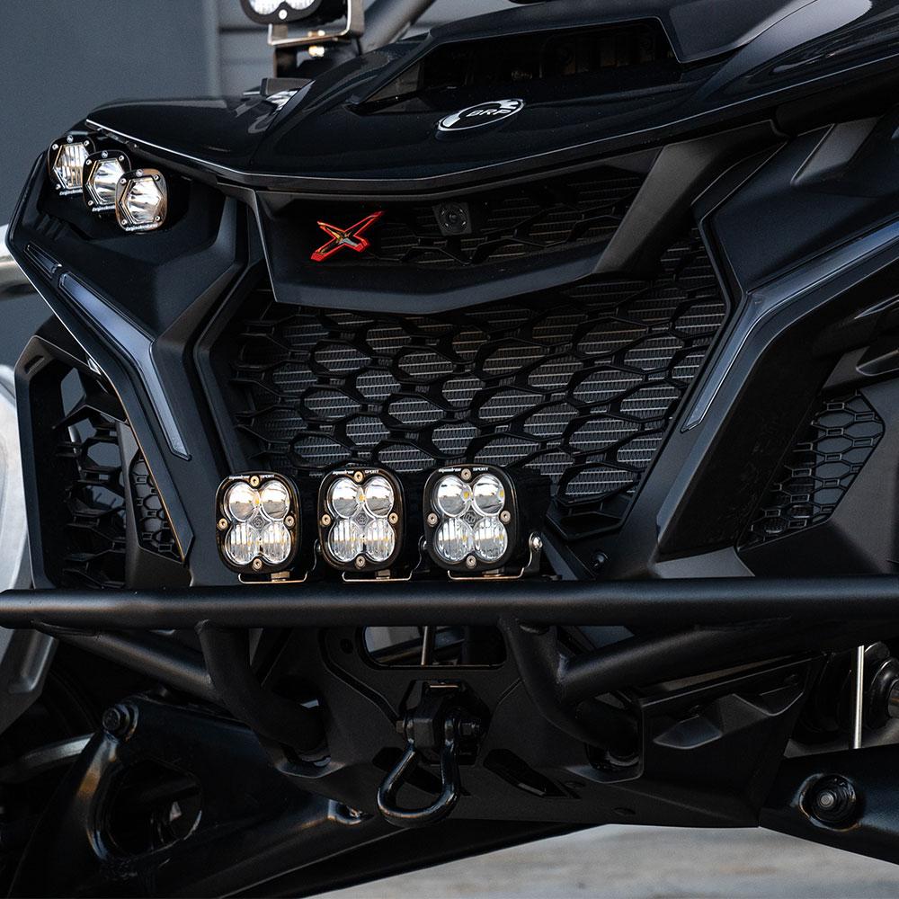 CAN-AM MAVERICK R SQUADRON SPORT PR