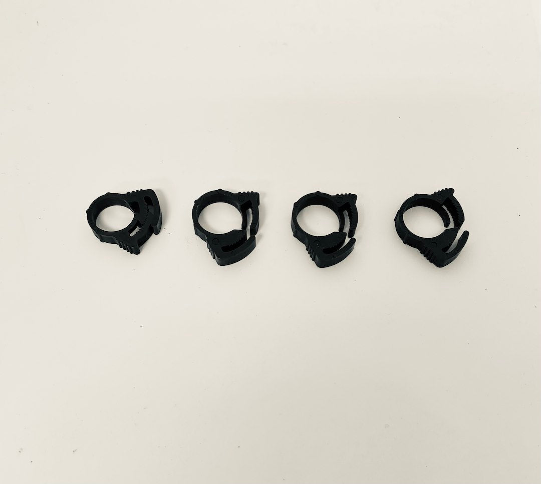 100PK NYLON RATCHET CLAMPS  15/32'.