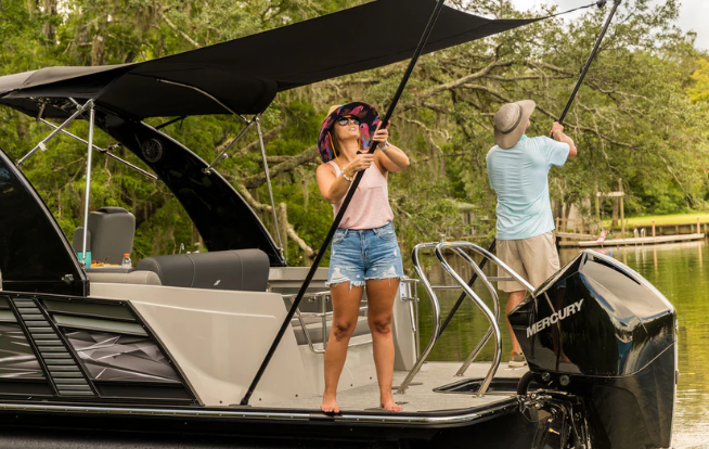 Gemlux PONTOON BOAT SHADE SYSTEM